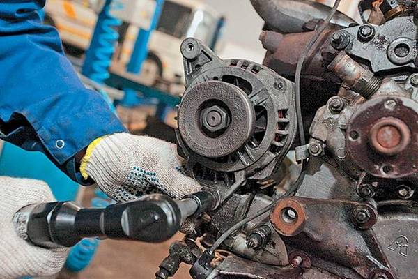 Как снять двигатель: описание, фото и видео Как снять двигатель: описание, фото и видео