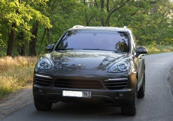 Как снять фары с Porsche Cayenne? Не лишним будет знать