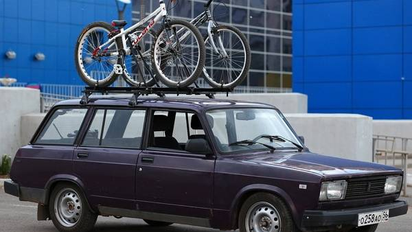 Как установить багажник на крышу автомобиля ВАЗ? Как установить багажник на крышу автомобиля ВАЗ?