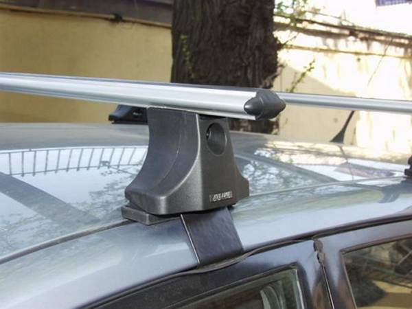 Как установить багажник на крышу автомобиля ВАЗ? Как установить багажник на крышу автомобиля ВАЗ?