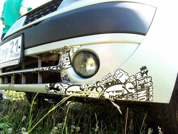 Как закрасить царапину на машине своими руками? 3 отличных способа Как закрасить царапину на машине своими руками? 3 отличных способа