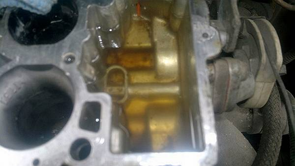 Как завести заглохший в пути двигатель своими силами Как завести заглохший в пути двигатель своими силами