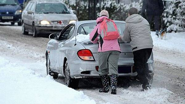 Почему холодный двигатель плохо заводится?