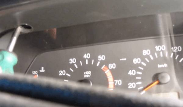 Почему может не работать спидометр ВАЗ 2110 Почему может не работать спидометр ВАЗ 2110