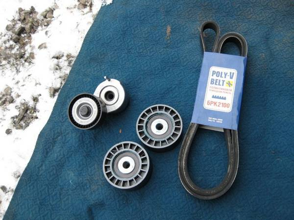 Почему свистит ремень генератора при нагрузке и на холодную? Раздражает? Поправимо Почему свистит ремень генератора при нагрузке и на холодную? Раздражает? Поправимо