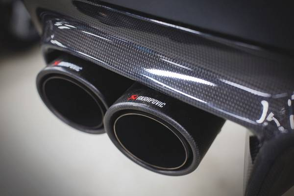 Причины дыма из выхлопной трубы