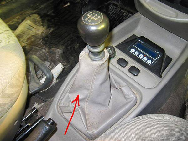 Причины отказа задней передачи на Ладе Калине и способы устранения проблемы Причины отказа задней передачи на Ладе Калине и способы устранения проблемы