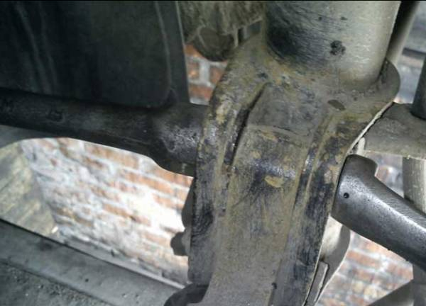 Процесс замены подшипника передней ступицы ВАЗ 2110 своими руками Процесс замены подшипника передней ступицы ВАЗ 2110 своими руками