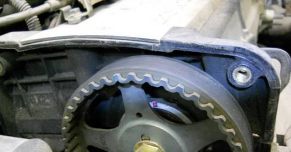 Самостоятельно меняем ремень ГРМ на Hyundai Accent Самостоятельно меняем ремень ГРМ на Hyundai Accent