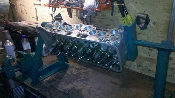 Стенд для ремонта двигателей незаменимый ассистент в каждой мастерской Стенд для ремонта двигателей незаменимый ассистент в каждой мастерской