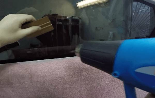 Тонировка заднего и боковых стекол автомобиля Тонировка заднего и боковых стекол автомобиля