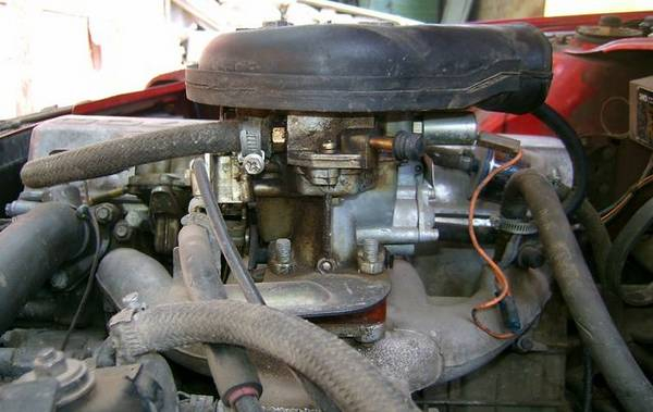 Троит двигатель ВАЗ 2107 карбюратор: описание, причины и методы решения Троит двигатель ВАЗ 2107 карбюратор: описание, причины и методы решения