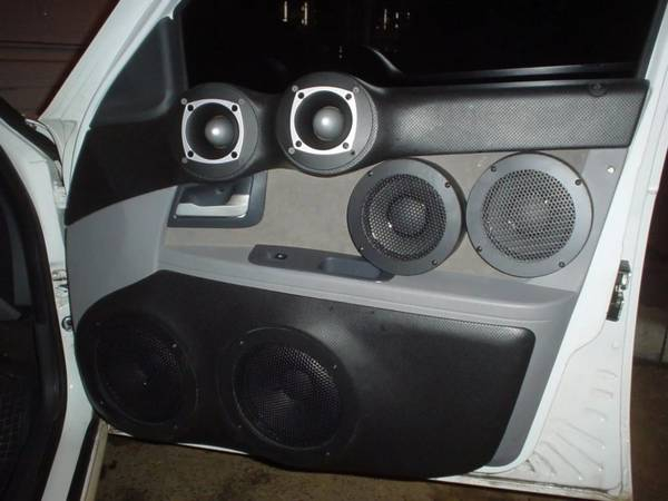 Установка автомобильных колонок своими руками Установка автомобильных колонок своими руками