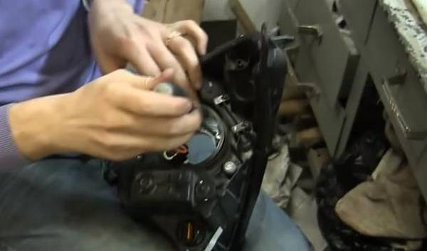 Установка линз в фары без помощи специалистов Установка линз в фары без помощи специалистов