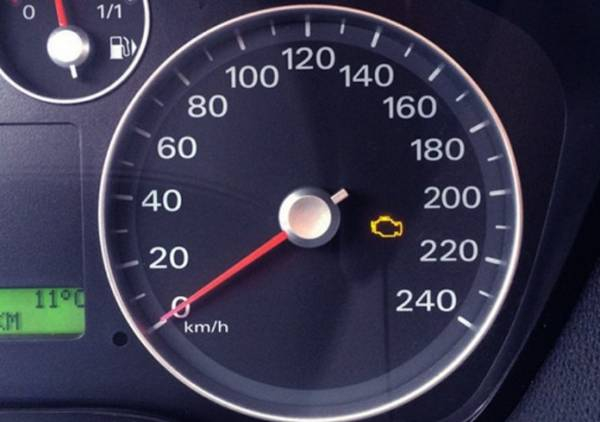 Устранение сообщения Check Engine (чек) на Форд Фокус 2