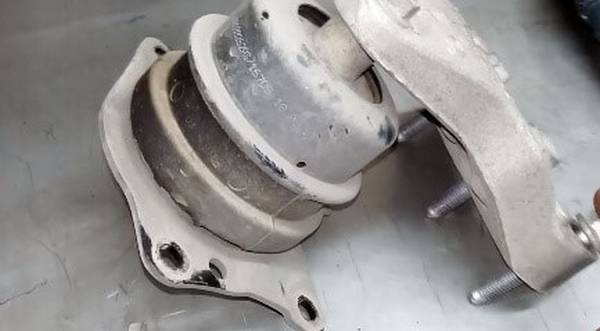 Замена цепи и ремня ГРМ на двигателях автомобилей Skoda Fabia Замена цепи и ремня ГРМ на двигателях автомобилей Skoda Fabia