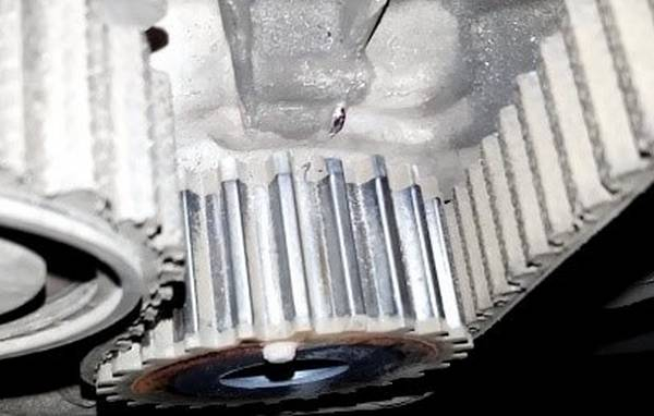 Замена цепи и ремня ГРМ на двигателях автомобилей Skoda Fabia Замена цепи и ремня ГРМ на двигателях автомобилей Skoda Fabia