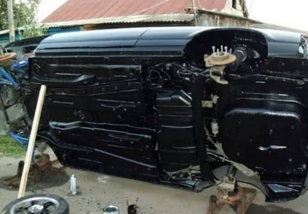 Антигравийная обработка днища автомобиля  этапы, используемые материалы