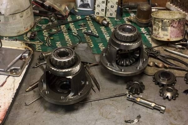 Что делать, если буксует коробка автомат? Советы и список причин