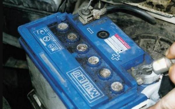 Как бороться с саморазрядом автомобильного аккумулятора