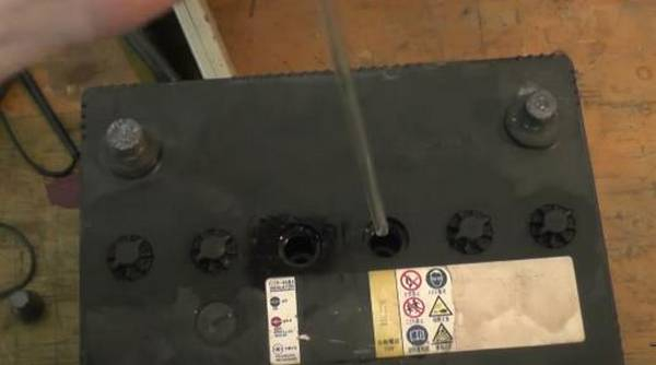 Как бороться с саморазрядом автомобильного аккумулятора