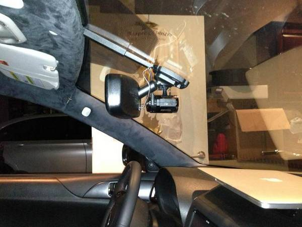 Как быстро, рационально и правильно прикрепить видеорегистратор в машине Как быстро, рационально и правильно прикрепить видеорегистратор в машине