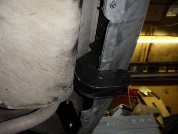 Как подобрать и установить фаркоп на Рено Дастер