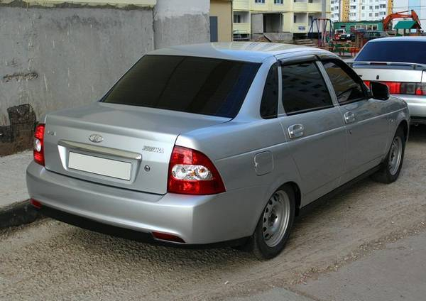 Как подтянуть ручник на Приоре? Автопром ломается как всегда