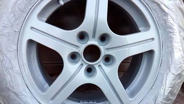 Как покрасить диски на авто самому Видео урок Как покрасить диски на авто самому Видео урок