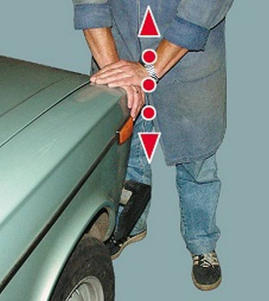 Как самостоятельно поменять амортизаторы и стойки