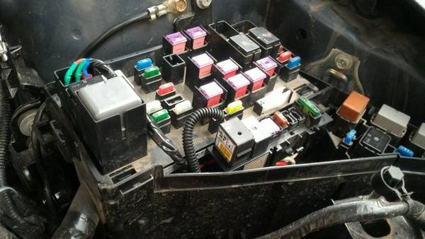 Как сделать плавное включение ближнего и дальнего света фар и для чего это нужно? Как сделать плавное включение ближнего и дальнего света фар и для чего это нужно?