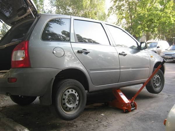 Как заменить тормозные колодки на Ладе Калине Как заменить тормозные колодки на Ладе Калине