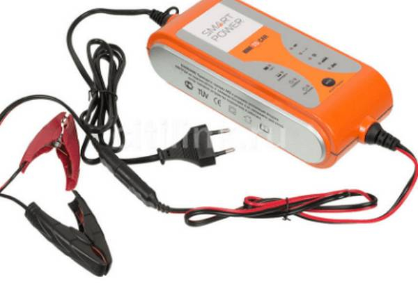 Как зарядить аккумулятор автомобиля зарядным устройством Как зарядить аккумулятор автомобиля зарядным устройством