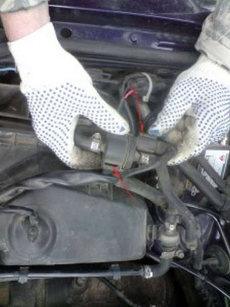 Масло в воздушном фильтре  как решить эту проблему?