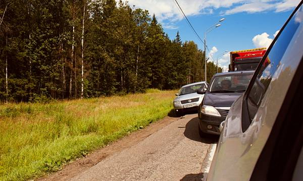 Обгон справа определение и штрафы Обгон справа определение и штрафы