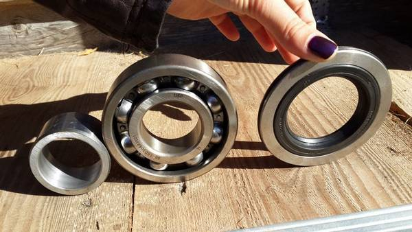 Почему при повороте руля слышен резиновый скрип? 8 причин