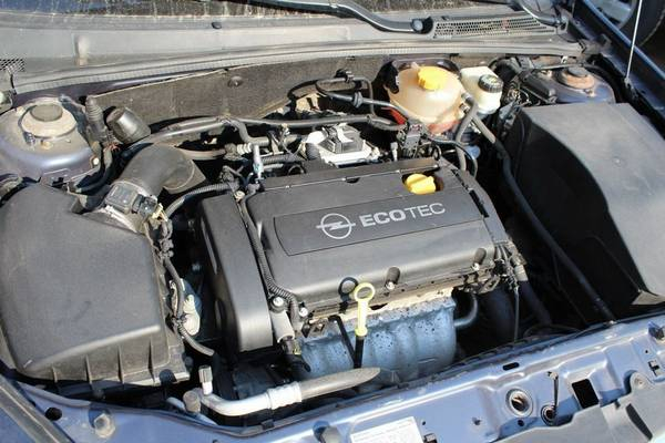 Почему раздаются хлопки в глушителе на холостых оборотах? Разбираемся в причинах Почему раздаются хлопки в глушителе на холостых оборотах? Разбираемся в причинах