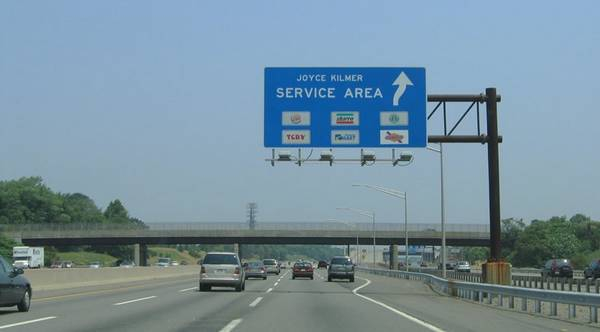 Почему в США популярен именно автотуризм? Почему в США популярен именно автотуризм?