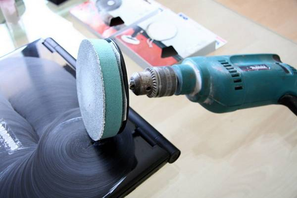 Полировка стекол автомобиля своими руками