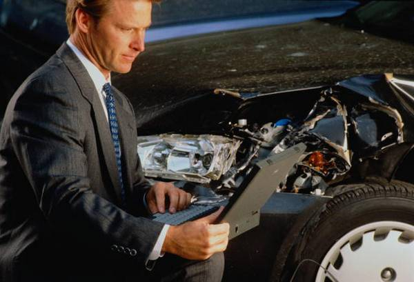 Проверка на чистоту: как проводится автомобильная криминалистическая экспертиза?