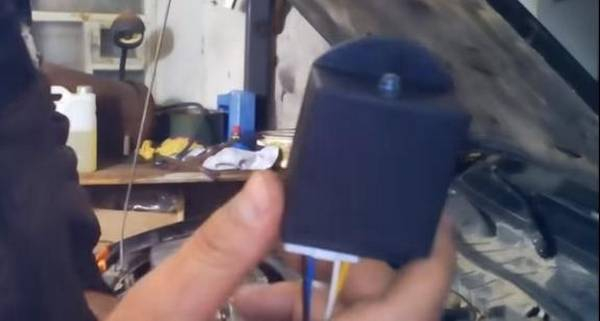 Различные схемы обмана лямбда-зонда Различные схемы обмана лямбда-зонда