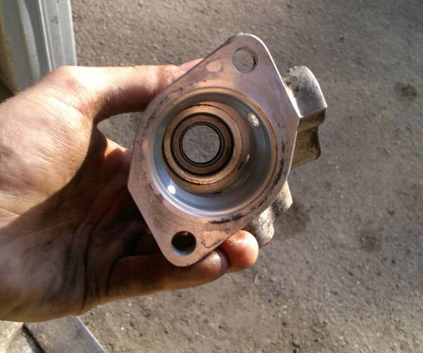 Сальник рулевой рейки замена своими руками Сальник рулевой рейки замена своими руками