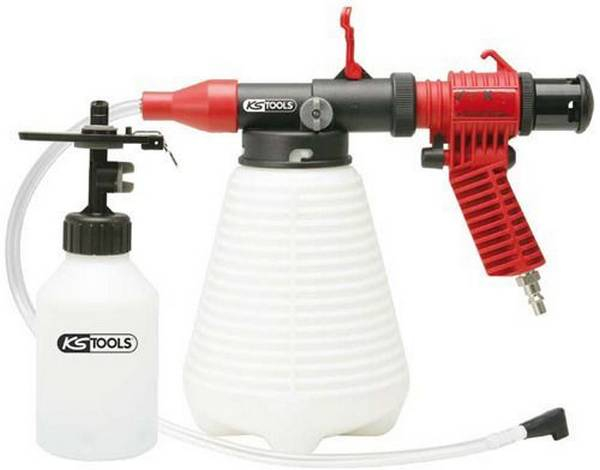 Самостоятельная прокачка тормозов на ВАЗ 2107, 2109 и 2110 Нет ничего сложного Самостоятельная прокачка тормозов на ВАЗ 2107, 2109 и 2110 Нет ничего сложного