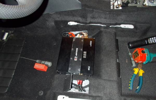 Самостоятельная установка и подключение планшета вместо магнитолы в автомобиль