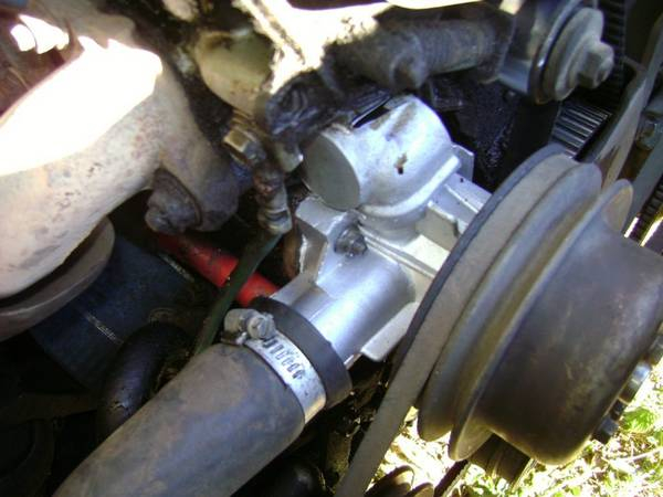 Самостоятельная замена помпы автомобиля Opel Astra Самостоятельная замена помпы автомобиля Opel Astra