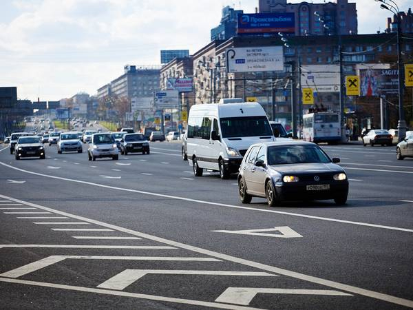 Ширина полосы движения  значения, определенные ГОСТом