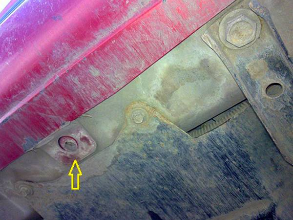 Снятие и замена бамперов на автомобилях Лада Калина своими руками Снятие и замена бамперов на автомобилях Лада Калина своими руками