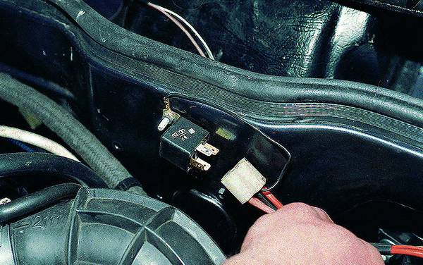 Установка дополнительной помпы в автомобиль своими руками