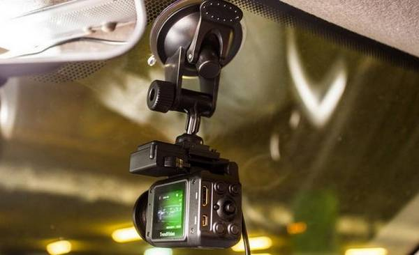 Видеорегистратор или инструмент справедливости на дорогах Видеорегистратор или инструмент справедливости на дорогах