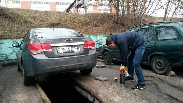 Замена масла в двигателе гарантия стабильности его работы Замена масла в двигателе гарантия стабильности его работы
